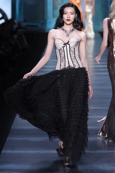 Look 39
